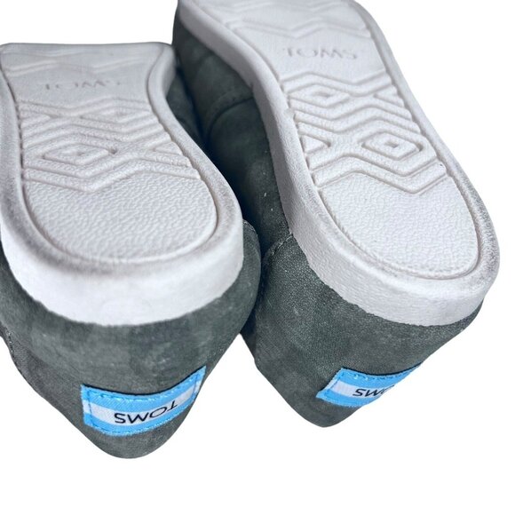 Toms Womens Sz 7 Slip On Canvas Casual Shoes Alpargatas Loafer Olive Green Camo - Picture 16 of 16